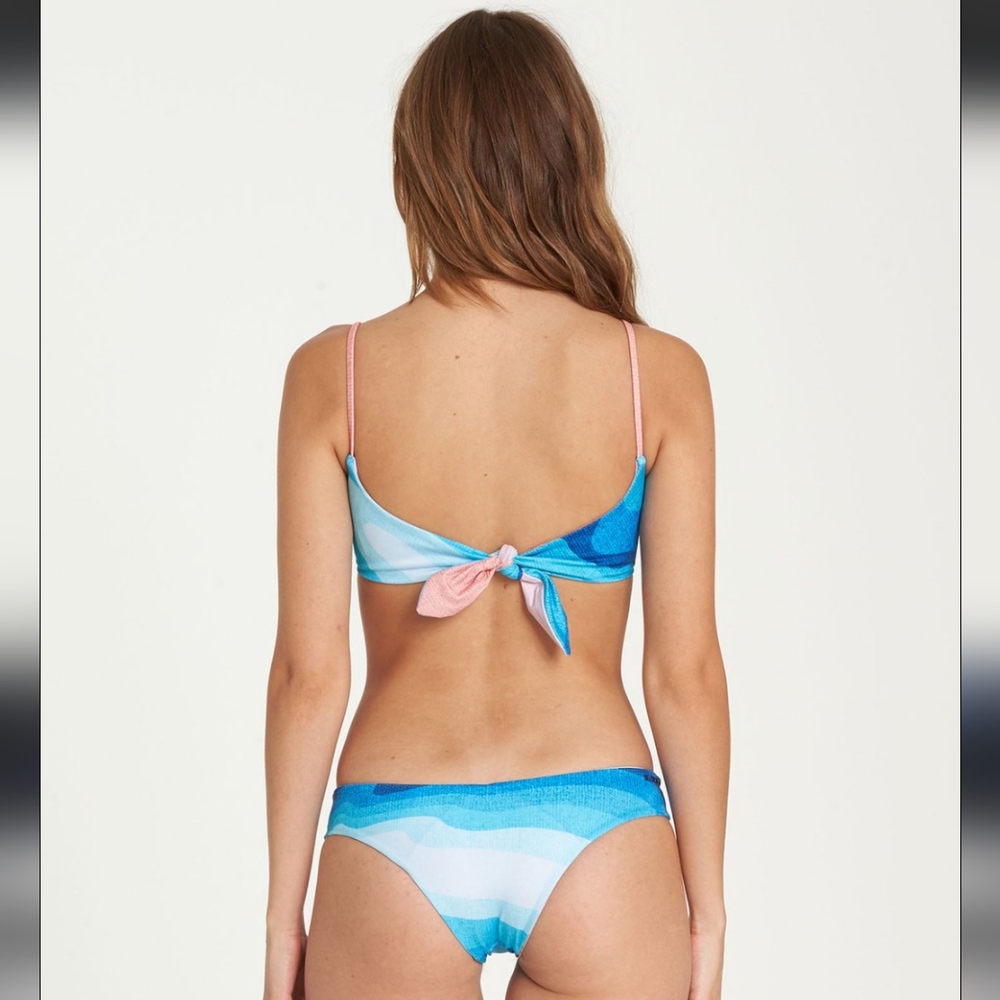 Reversible Billabong Bikini Set - Picture 3 of 4